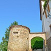 Torre con porta della citta - Calosso (Piemonte)